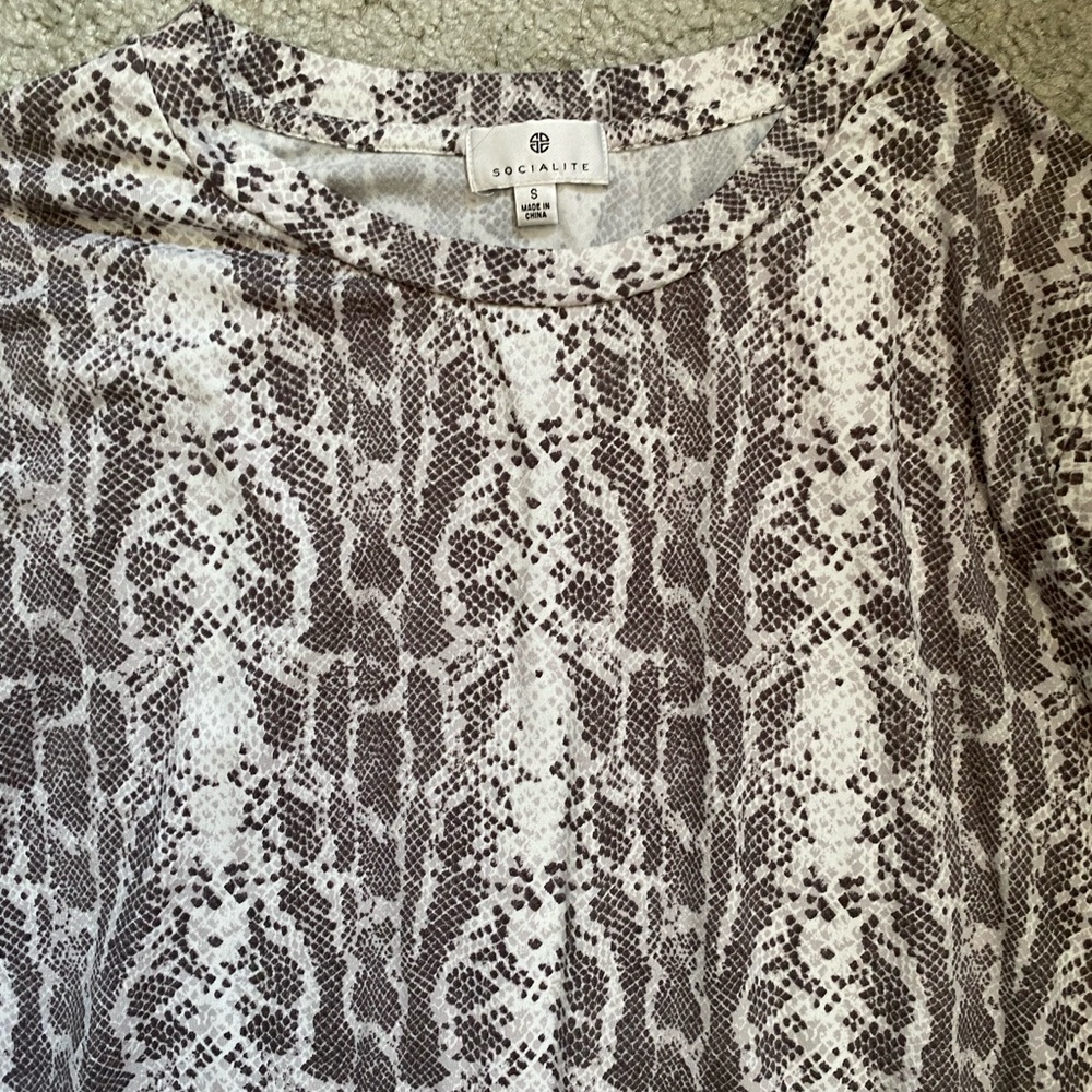 Socialite tee - Picture 5 of 6